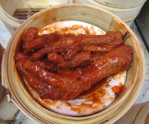 바나우 애비뉴, 케손 시티 중국 설날 2024의 길거리 음식