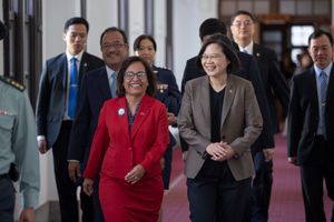 하이네는 2019년 중화민국(타이완) 총통 차이잉원과 함께