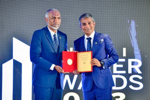 2023년 몰디브 건설 산업 협회에서 무이주가 수상함