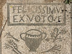 펠리시시무스의 오스티아 미트라에움의 모자이크 그림