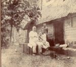 마틴 클레이스(1850-1908)와 코탈로 클레이스, 그리고 그들의 아들 한스 마틴 클레이스.