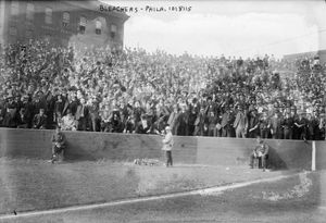 1915년 필라델피아 볼 파크의 좌익수 코너 스탠드