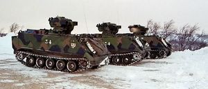 NM142 TOW 미사일 발사기를 장착한 노르웨이 대전차 소대