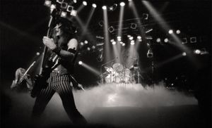 아이언 메이든이 1981년 Killers World Tour 공연 중