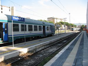 포르타 피오렌티나(Porta Fiorentina)는 비테르보를 운행하는 세 개의 기차역 중 하나이다.