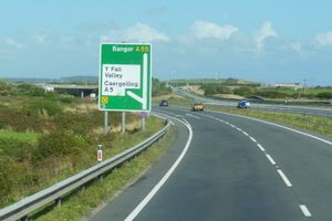 앵글시섬의 A55 노스 웨일스 고속도로