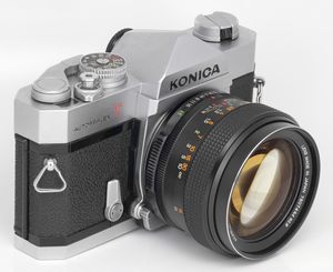 코니카 오토플렉스 T, 1970, 헥사논 57mm F1.2 렌즈 장착