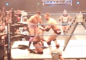 매그너스와 이산 카터 III가 거너를 공격했다.