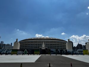 공인 체육장은 원래 공인 체육장 부지에 재건축된 경기장으로 2023년부터 베이징 궈안의 홈구장이다.