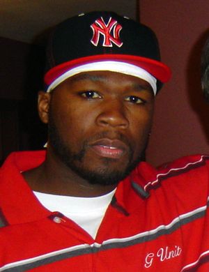 2006년의 50 Cent. 50 Cent는 2000년대 가장 인기 있는 흑인계 래퍼 중 한 명이었다.