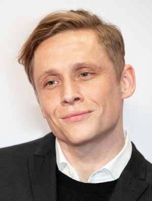 마티아스 슈와이거는 감독, 제작자, 주연 배우를 맡았다.