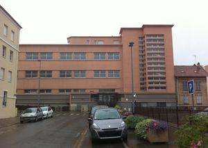 장 조레스 중학교