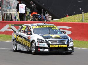 시모나 데 실베스트로와 르네 그레이시가 2016년 배서스트 1000에 참가한 것은 "와일드카드" 시스템을 통해서였다.