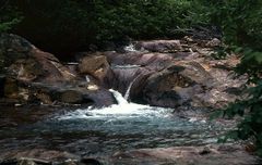 쿠나시르 섬 황산강