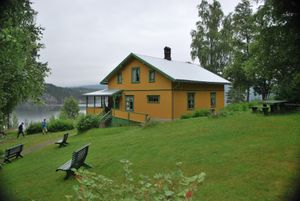 키텔센은 1899년부터 1910년까지 자신이 만든 스튜디오(Lauvlia)에서 지냈다. 현재는 박물관으로 쓰인다.