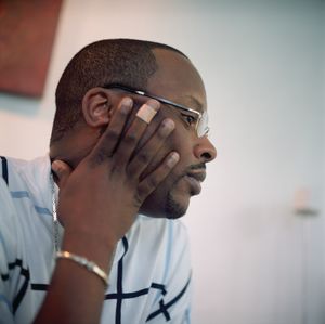 DJ 재지 제프(DJ Jazzy Jeff) (2002년 촬영). 힙합 듀오 DJ 재지 제프 & 더 프레시 프린스(DJ Jazzy Jeff & the Fresh Prince)는 이 레이블에서 550만 장 이상의 음반을 판매했으며, 1989년 "부모님은 이해 못 해(Parents Just Don't Understand)"로 제31회 그래미 상(31st Annual Grammy Awards)에서 그래미 상을 수상한 최초의 힙합 그룹이 되었다.