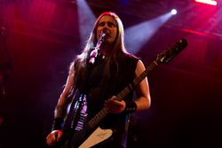 그르트레 셸손(보컬/베이스) 2016년