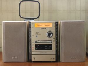 아이와 XR-FD55 CD 및 MD 마이크로 시스템 (2002년경)