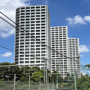 니시토야마 타워 홈즈