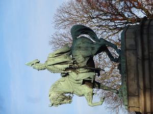 스톡홀름의 칼 15세 동상