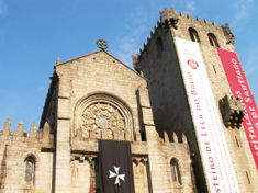 레사 두 발리오 수도원의 정면