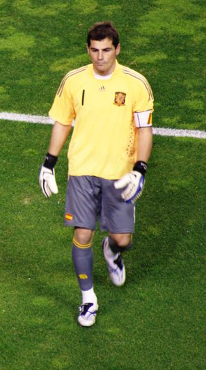 이케르 카시야스: 잔루이지 부폰, 마누엘 노이어와 함께 5회로 최다 수상 동률이며, 2008년부터 2012년까지 5년 연속 수상 기록을 가지고 있다.