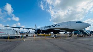 2024 싱가포르 에어쇼에서 에어버스 정적 전시에 등장한 STARLUX A330neo(B-58303)