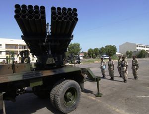 지부티군 로켓 발사기.