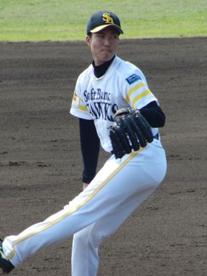 2017년 일본 시리즈 1차전에서 승리투수가 된 센가 코다이