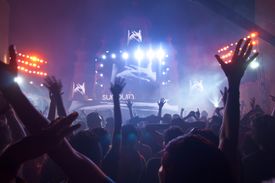 인도 고아의 선번 뮤직 페스티벌