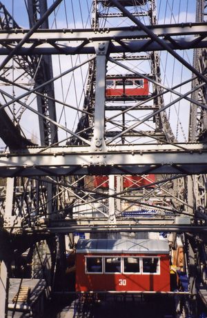 비너 리젠라트, 빈, 1897년에 건설되었으며 원래 30개의 객실이 있었지만 1944년 화재 이후 15개의 객실로 재건되었다