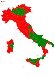 1974년 이탈리아 국민투표}}의 결과. 붉은색이 "이혼법 폐지 반대"가 우세한 지역, 녹색이 "이혼법 폐지 찬성"이 우세한 지역.