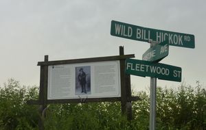 프린스턴 동쪽에 있는 표지석은 그녀의 출생지로 가장 널리 알려진 곳을 가리킨다. 이 부지는 나중에 프리미엄 스탠다드 팜스의 돼지 농장이 되었다.