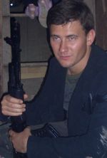 원작 소설가 드미트리 글루홉스키.