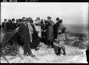 1919년 베르됭을 방문한 알폰소 13세