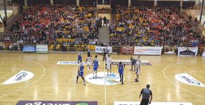 2019년 스타르가르트에서 열린 Spójnia Stargard와 Anwil Włocławek의 폴란드 농구 리그 경기