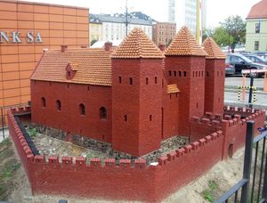 구시가지의 옛 성 모형