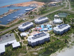 바라데로의 대규모 호텔 단지