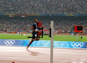 메릿이 워리너보다 1초 앞서 2008년 올림픽 금메달을 획득했다.