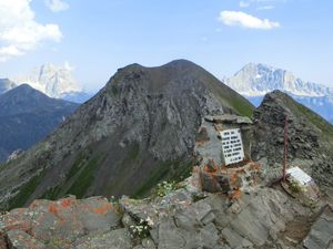 이탈리아 지뢰 폭발 후의 콜 디 라나