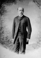 카릴라오스 트리쿠피스