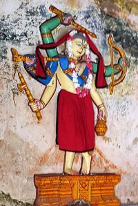 푸리의 갠가 마타 마트에 있는 샤다부자 가우랑가의 신상