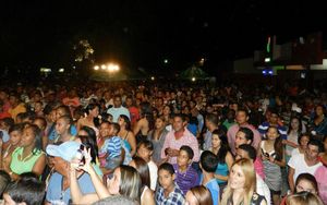 아수아, 도미니카 공화국 사람들.