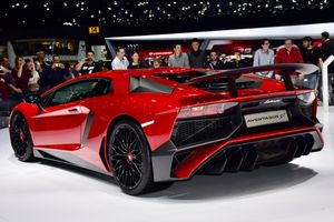 람보르기니 아벤타도르 sv