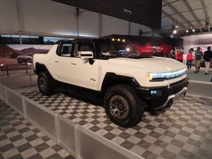 GMC Hummer EV 픽업트럭