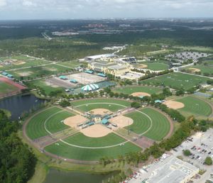 ESPN 와이드 월드 오브 스포츠 컴플렉스(ESPN Wide World of Sports Complex)는 베이 레이크, 플로리다(Bay Lake, Florida)의 월트 디즈니 월드(Walt Disney World)에 위치한 스포츠 단지이다.