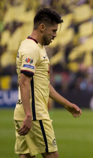 오리베 페랄타(Oribe Peralta)와 클럽 아메리카(Club América)