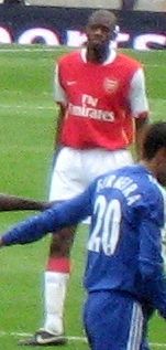 2006-07 시즌 아스날에서 활약하는 디아비