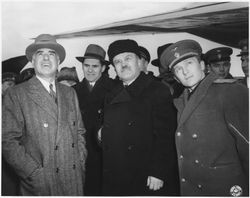 그로미코 (좌측 두 번째 인물), 1945년 2월, 얄타