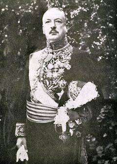 뤼시앵 생은 1921년부터 1929년 1월까지 튀니지의 프랑스 총독이었으며, 모로코에서 스테그의 뒤를 이었다.